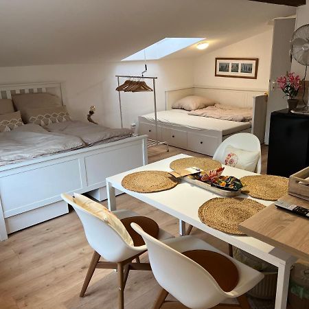 Ferienwohnung Landleben Fuer 2-3 Personen Едесгайм Екстер'єр фото